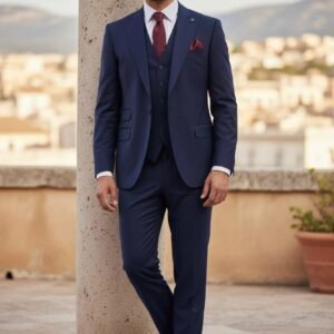 Men's navy slim-fit three-piece 100% wool suit